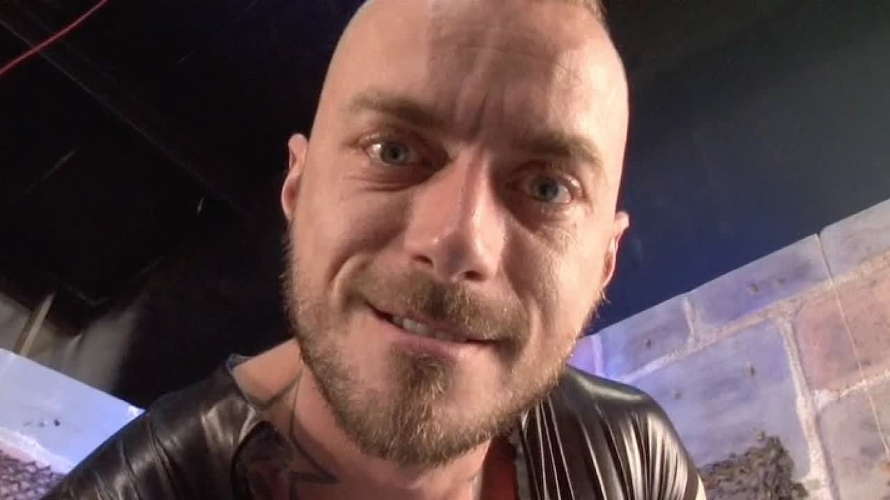 Fetish porn video - Kneel Before Zod