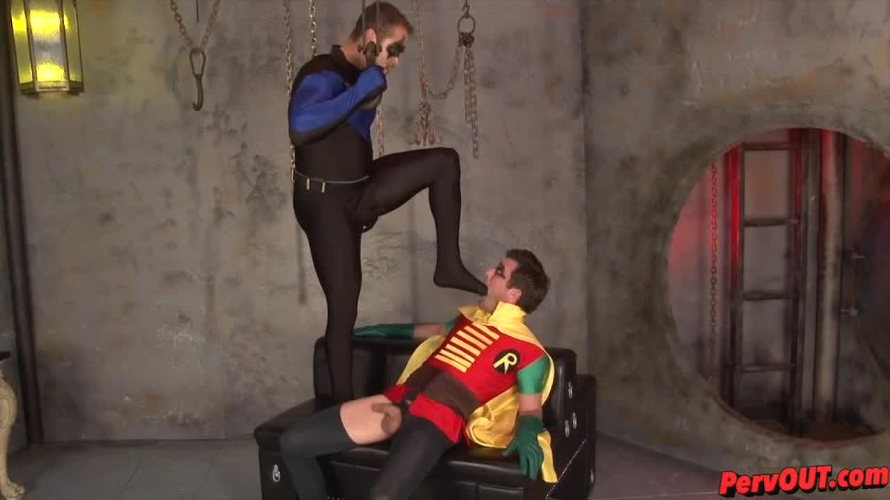 Fetish porn video - Nightwing VS Robin