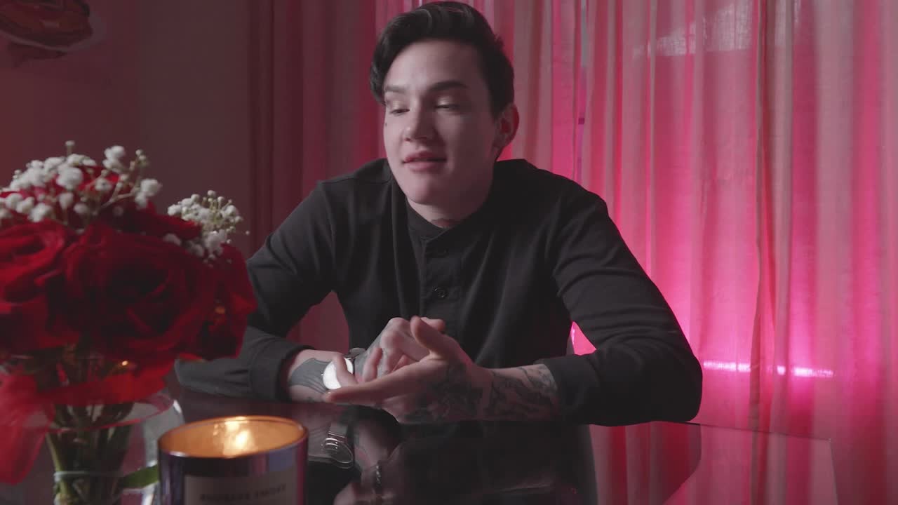 Fetish porn video - Valentine's Day Q and A with Nikki