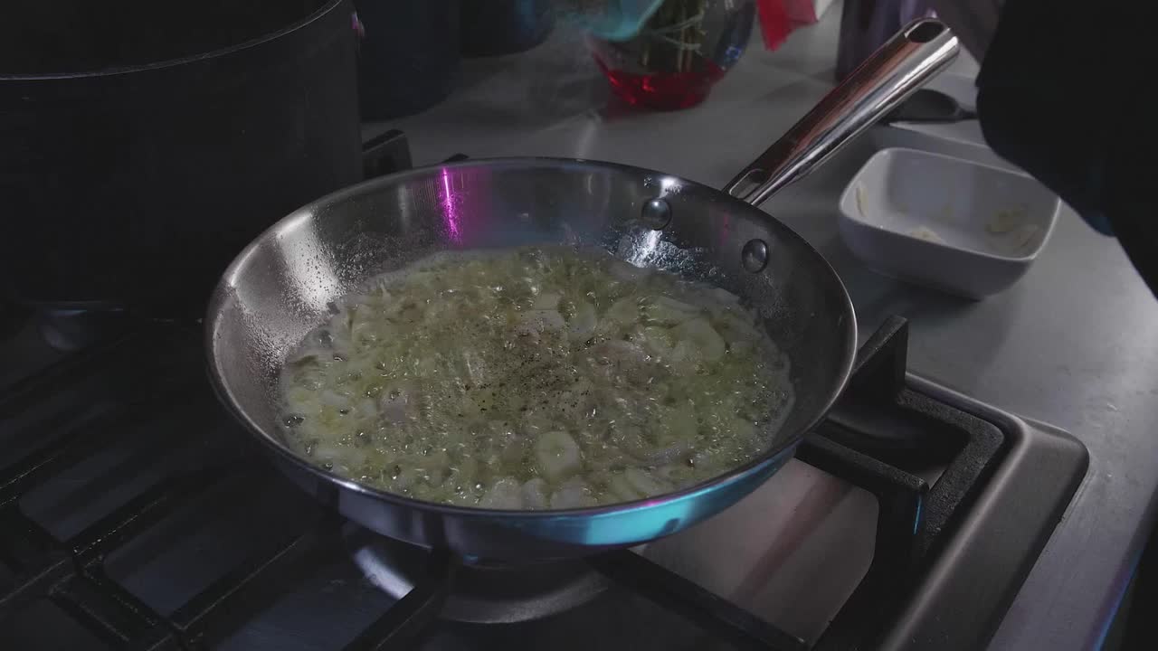 Fetish porn video - Heartthrob Kitchen Episode 1