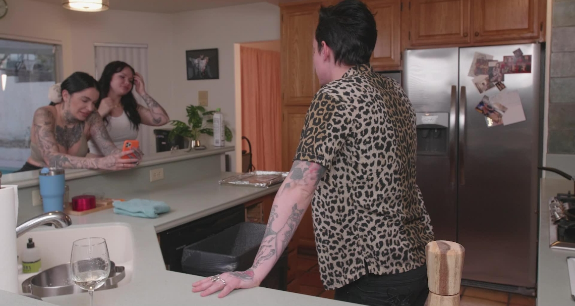 Heart Throb Kitchen Ep 2: Steak Dinner with Brynn and Leigh