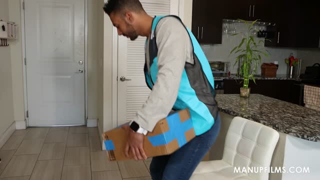 Fetish porn video - Luis Logan and King Cuba