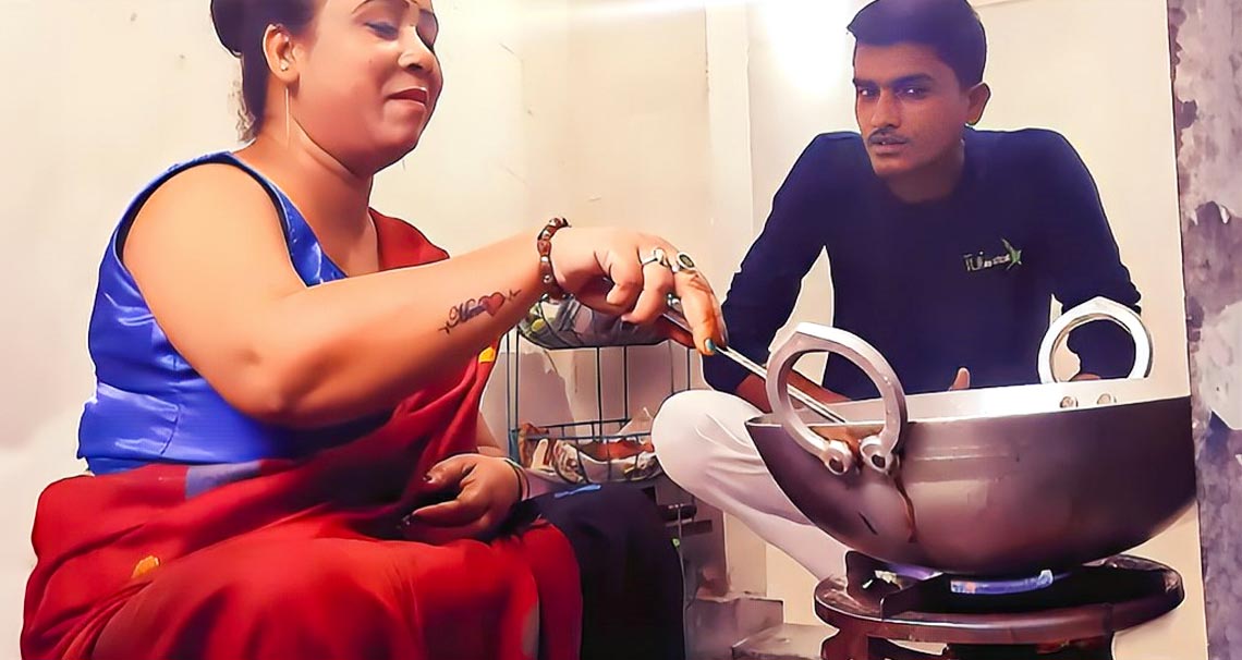 Facial for Desi moma