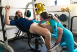 Sex in de Gym met Trixie scene foto 4