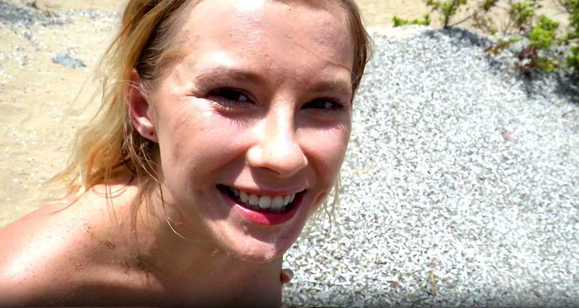 Blowjob on the beach