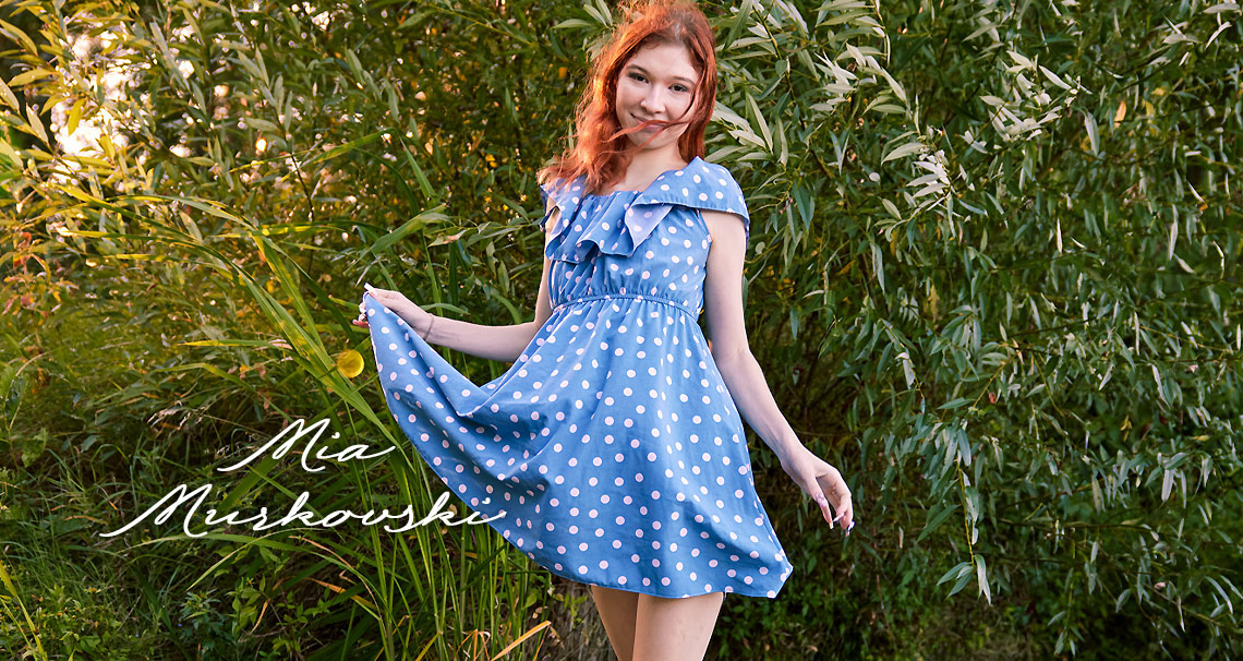 Mia Murkovski goes with the flow