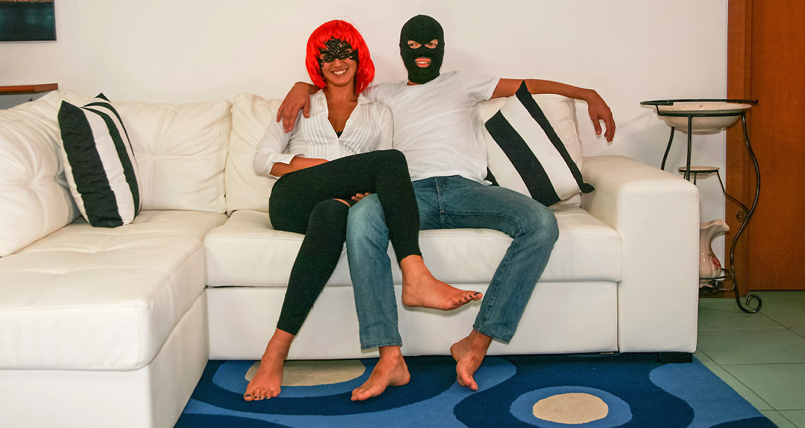 Masked fucking by amateurs