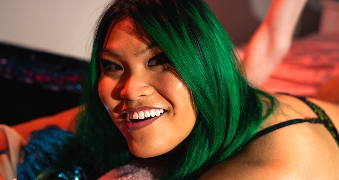 Green haired trans babe gets nailed