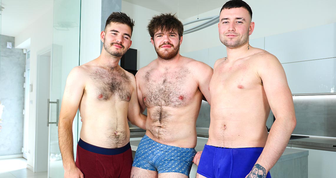 Boyfriends cum together