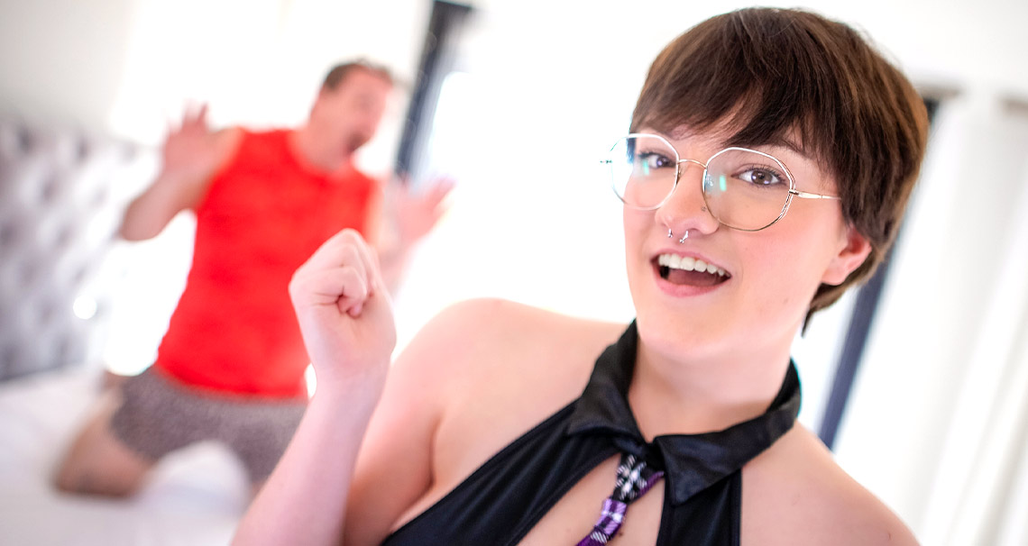 Busty Kitty Kunt ass fucked