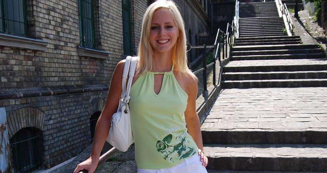 Pursuing a Blonde Babe