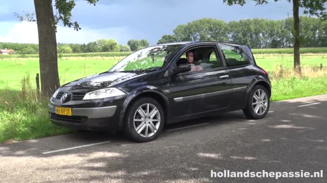 Screenshot uit Chayenne laat zich anaal aandouwen door een hardloper en begint te squirten