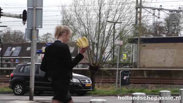 Screenshot uit Jentina Small verleidt de baas