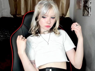 KityCritical Webcam