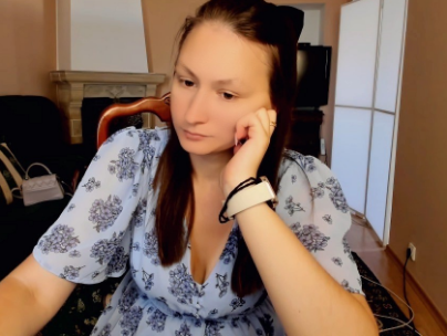 MaryamRiseden Webcam