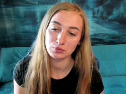 MonicaMoonly Webcam