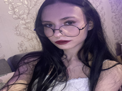 ArlineHilary Webcam